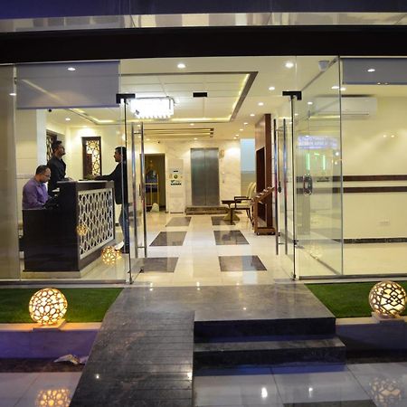 Address Tower Hotel Al Al Jubail Esterno foto