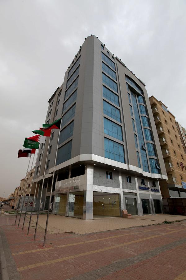 Address Tower Hotel Al Al Jubail Esterno foto